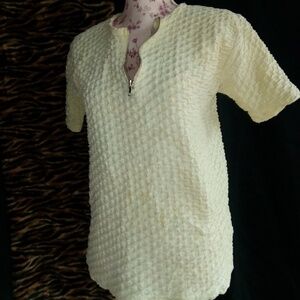 Live Wire M Vintage Vanilla Creme Bubble Top